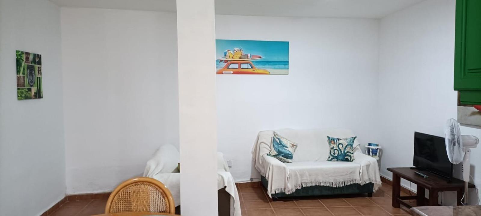 Habitacion Matrimonial En Un Bajo Bano Compartido Areas Compartidas Abades  Dış mekan fotoğraf
