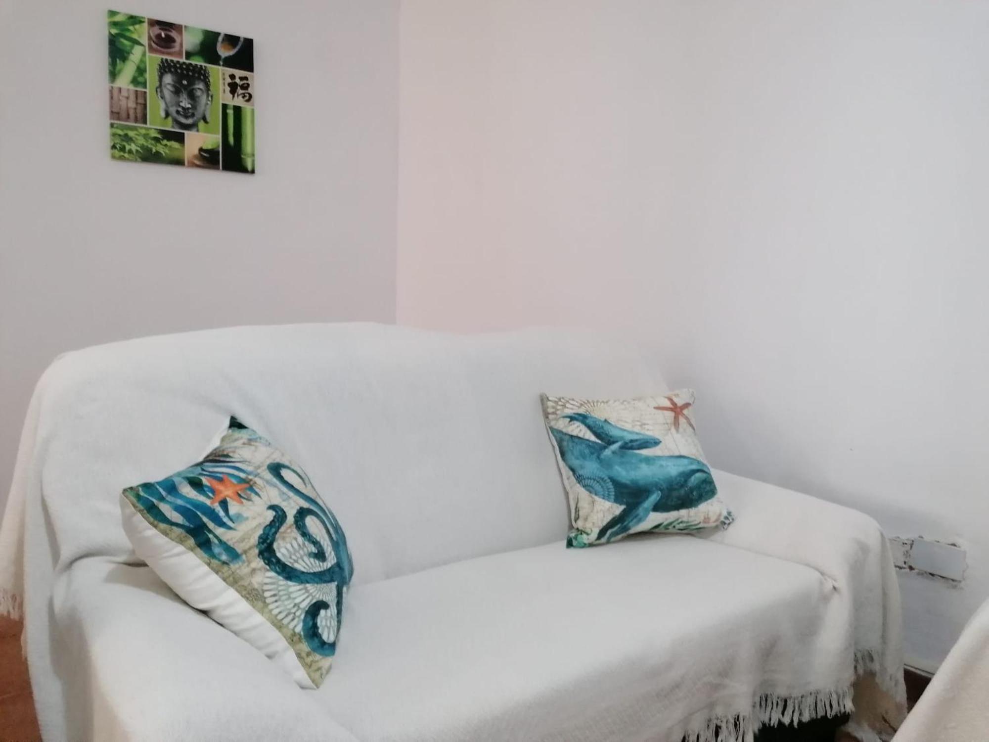Habitacion Matrimonial En Un Bajo Bano Compartido Areas Compartidas Abades  Dış mekan fotoğraf